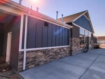 Hardie Board and stone veneer installation in Lehi, Utah